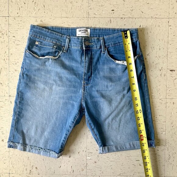 Levi's Denizen Bermuda Shorts Women Shorts Size 16 - 33 Wide Blue Stretch Denim - Picture 2 of 5